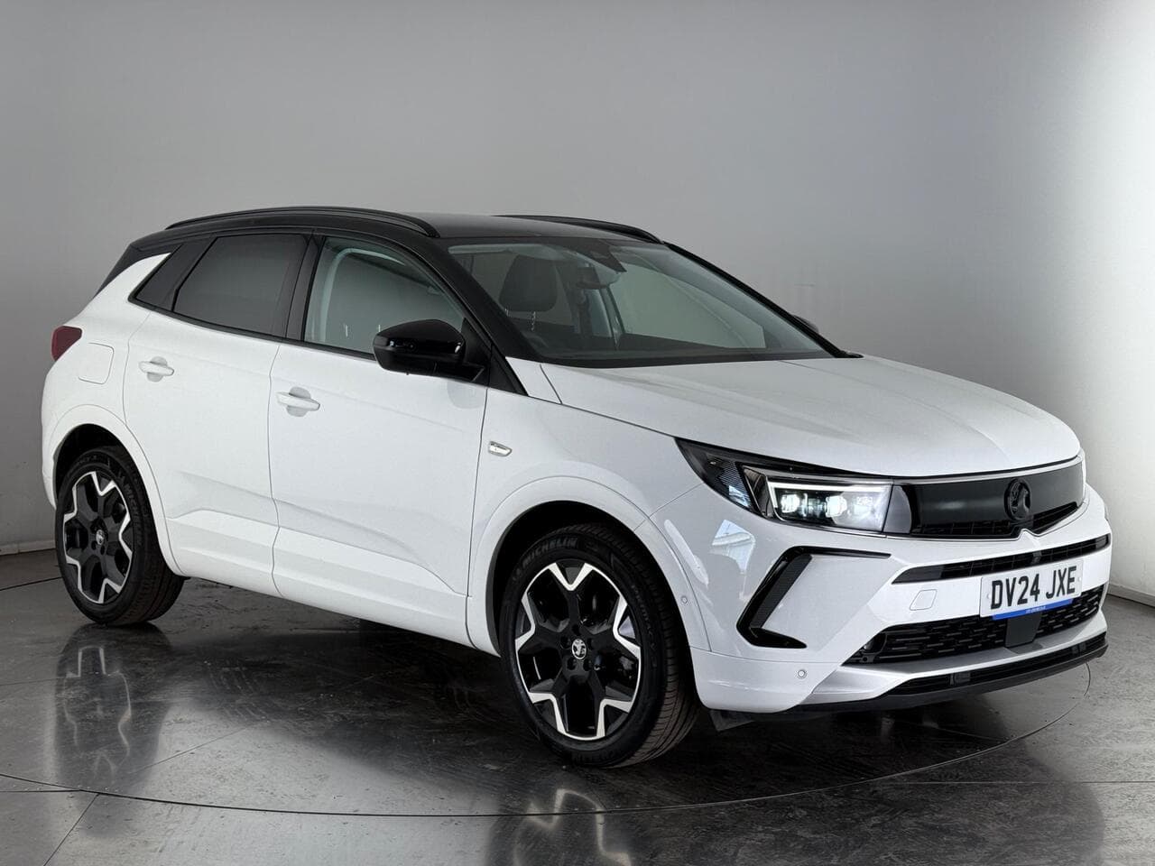 Vauxhall Grandland - Vauxhall Grandland 1.2 Turbo Ultimate Auto Euro 6 (s/s) 5dr