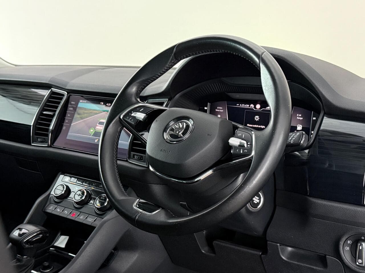 Skoda Kodiaq thumbnail Steering Wheel