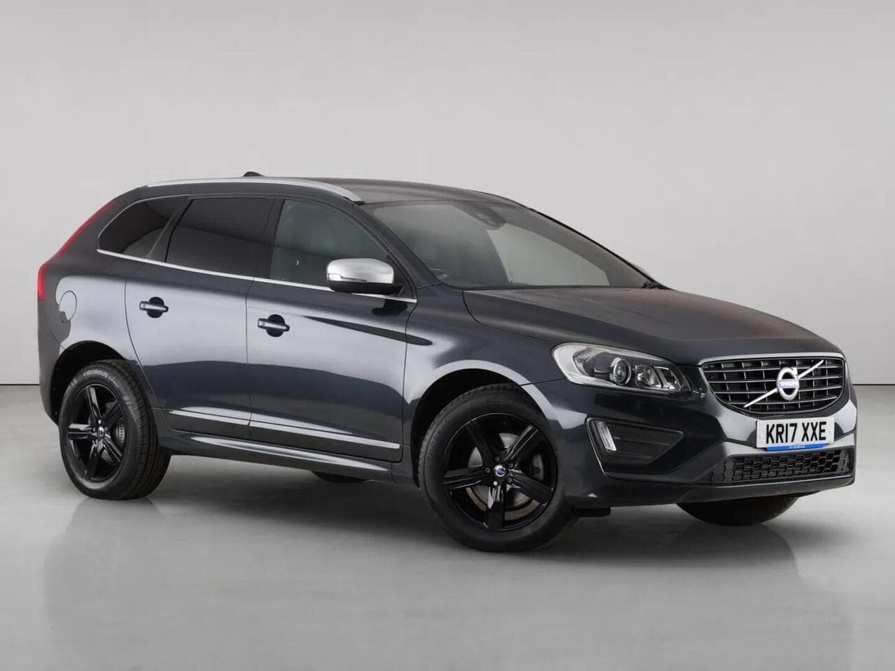 Volvo XC60 - Volvo XC60 2.4 D5 R-Design Lux Nav Auto AWD Euro 6 (s/s) 5dr