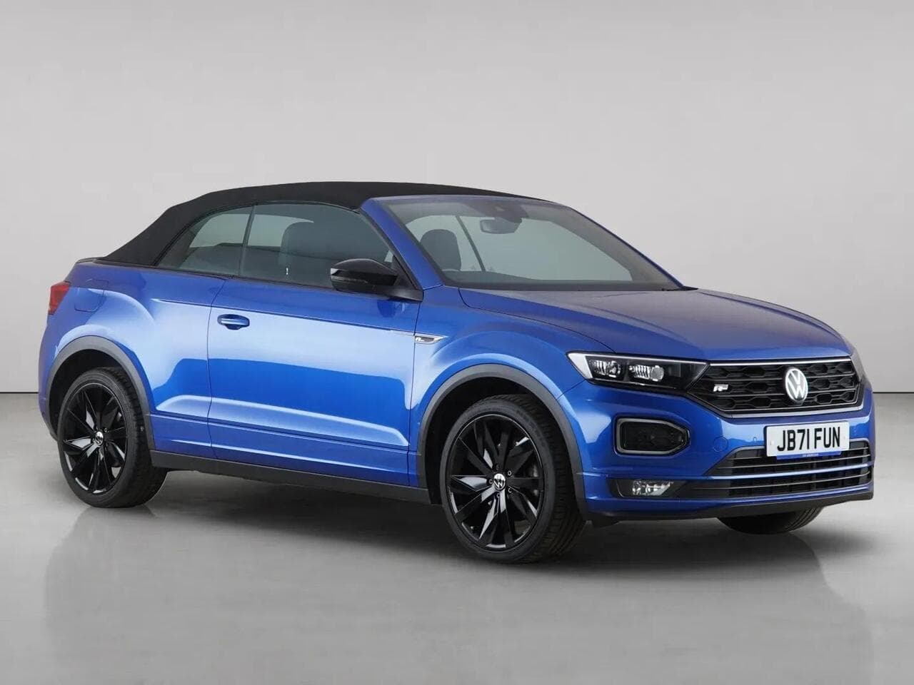 Volkswagen T-Roc thumbnail Front Right