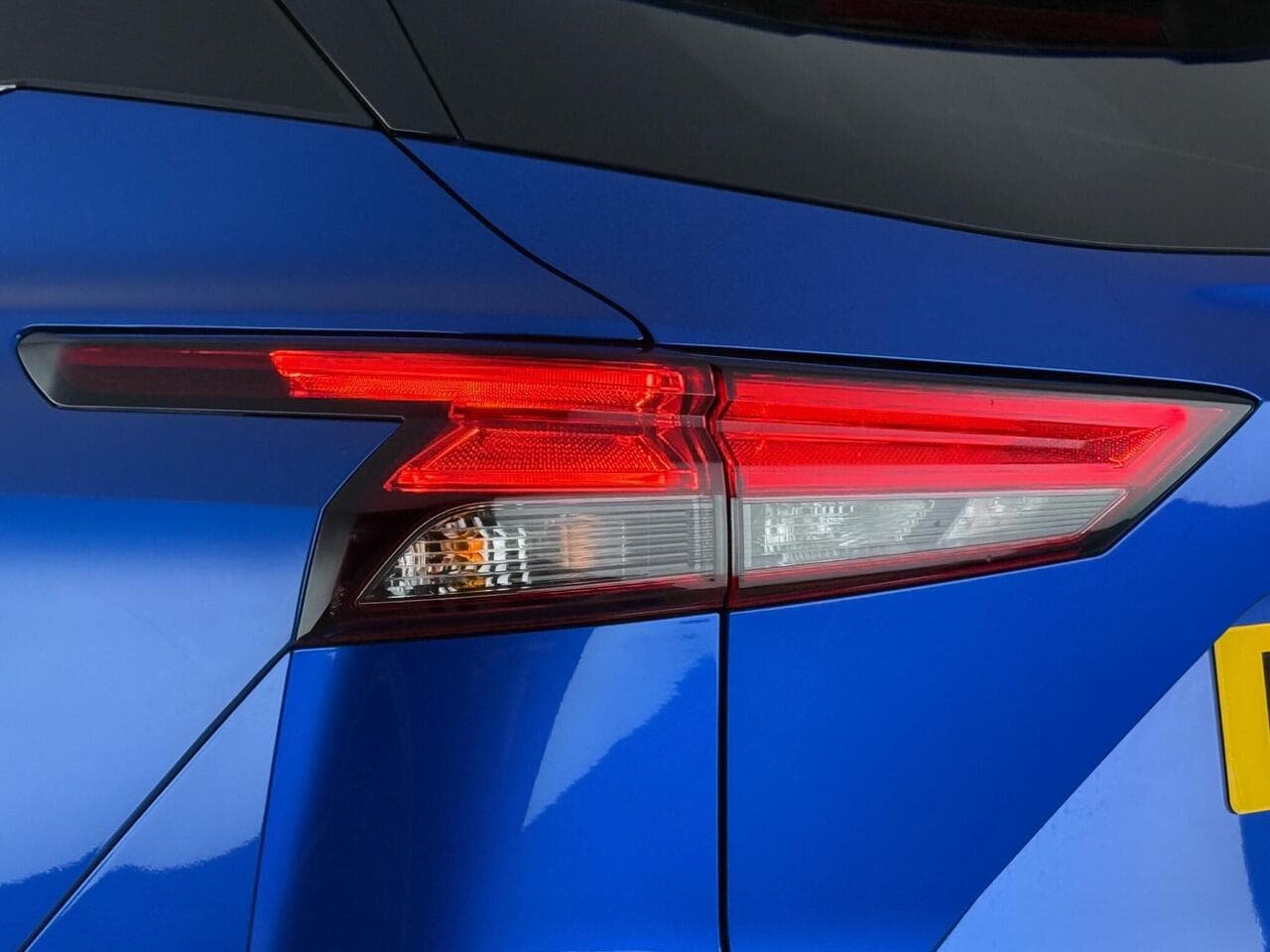 Nissan Qashqai thumbnail Lights Rear