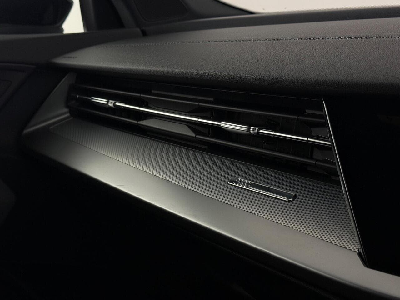 Audi A3 thumbnail Glove Box
