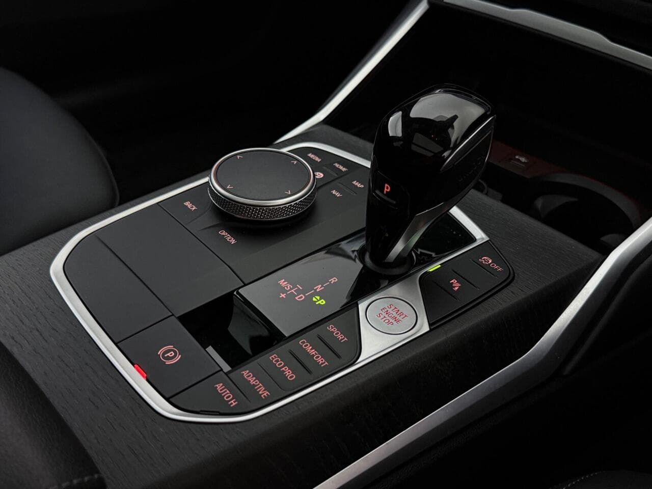 BMW 3 Series thumbnail Interior Front
