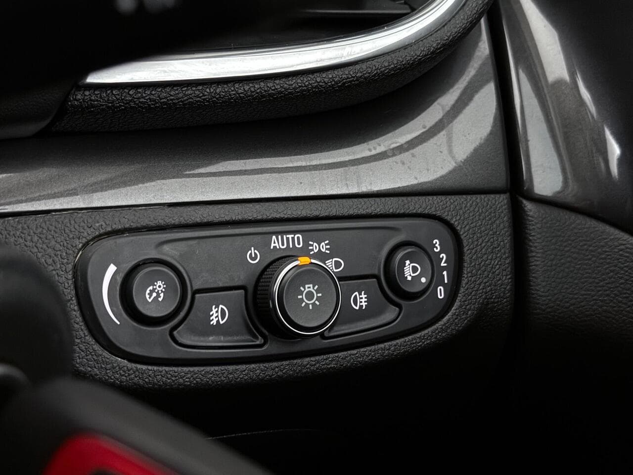 Vauxhall Mokka X thumbnail Misc Controls
