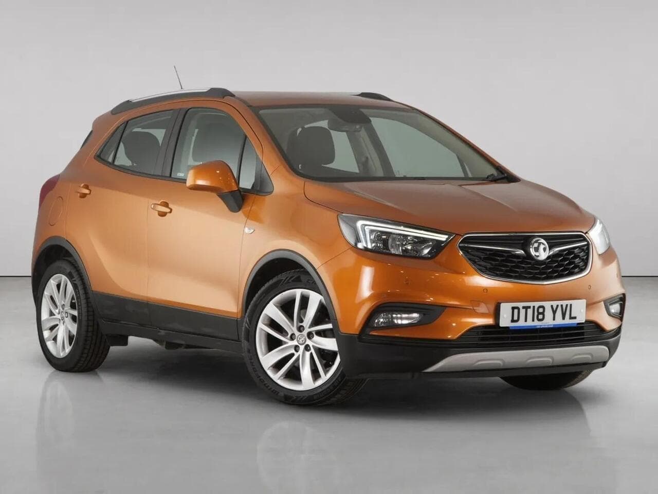 Vauxhall Mokka X - Vauxhall Mokka X 1.4i Turbo Design Nav SUV 5dr Petrol Auto Euro 6 (140 ps)