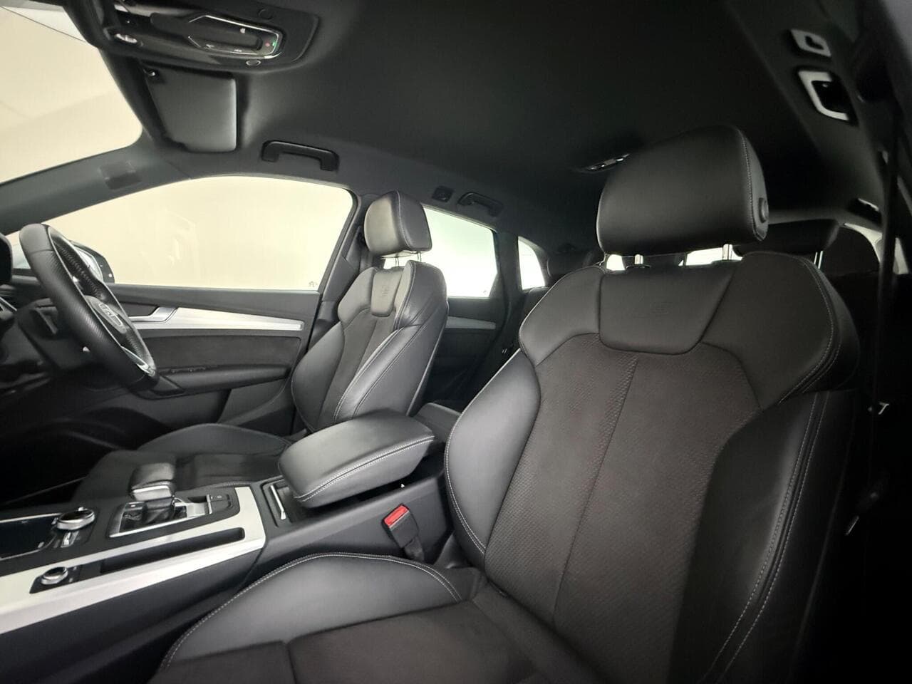 Audi Q5 thumbnail Seat Front Passenger