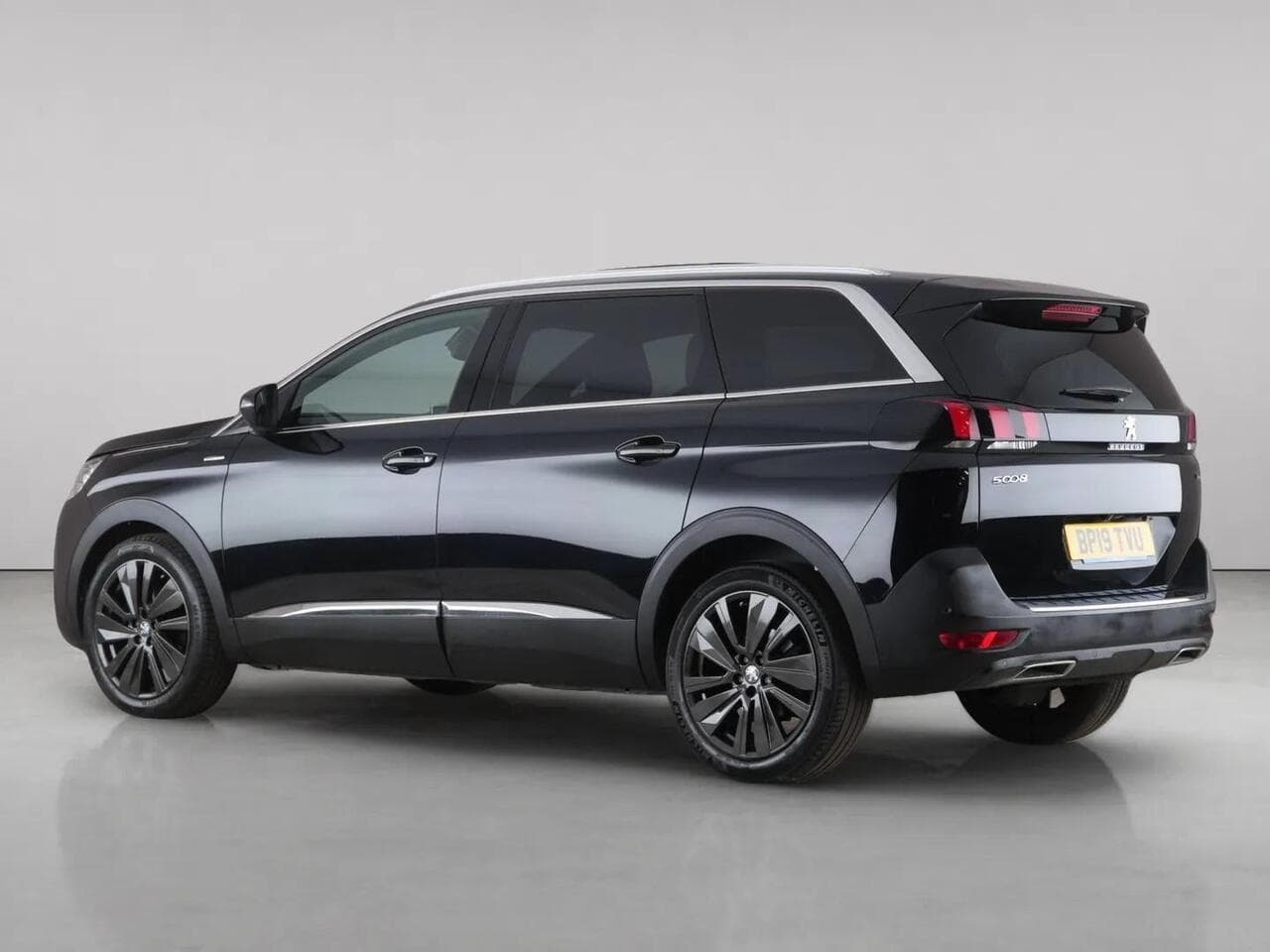 Peugeot 5008 thumbnail Rear Left