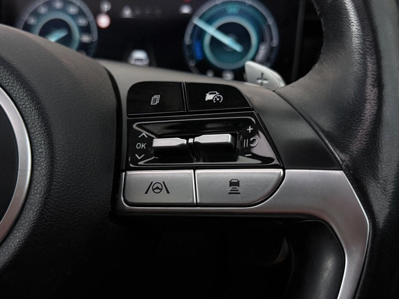 Hyundai TUCSON thumbnail Misc Controls