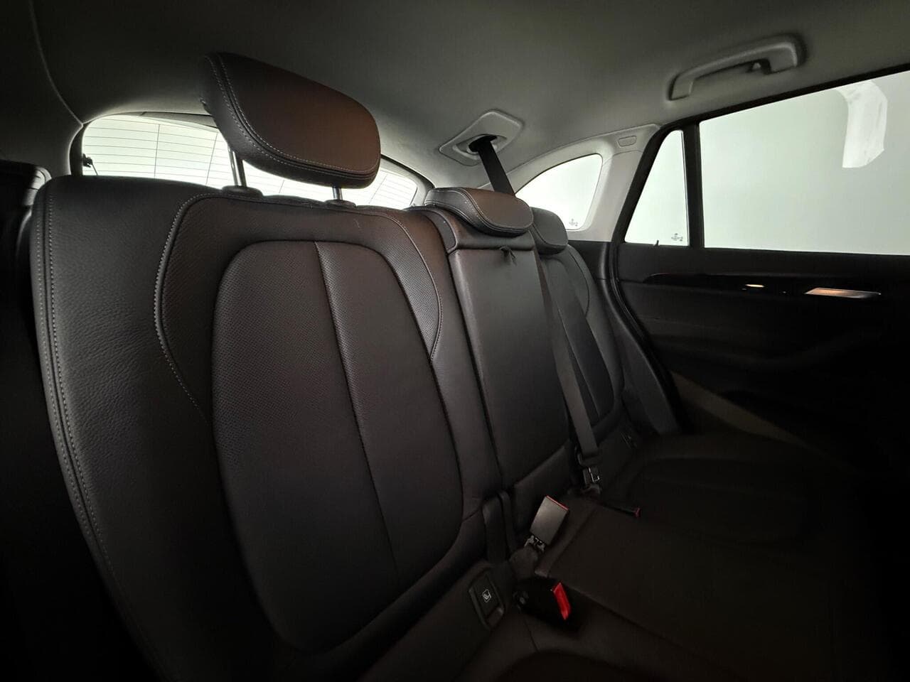 BMW X1 thumbnail Seats Rear