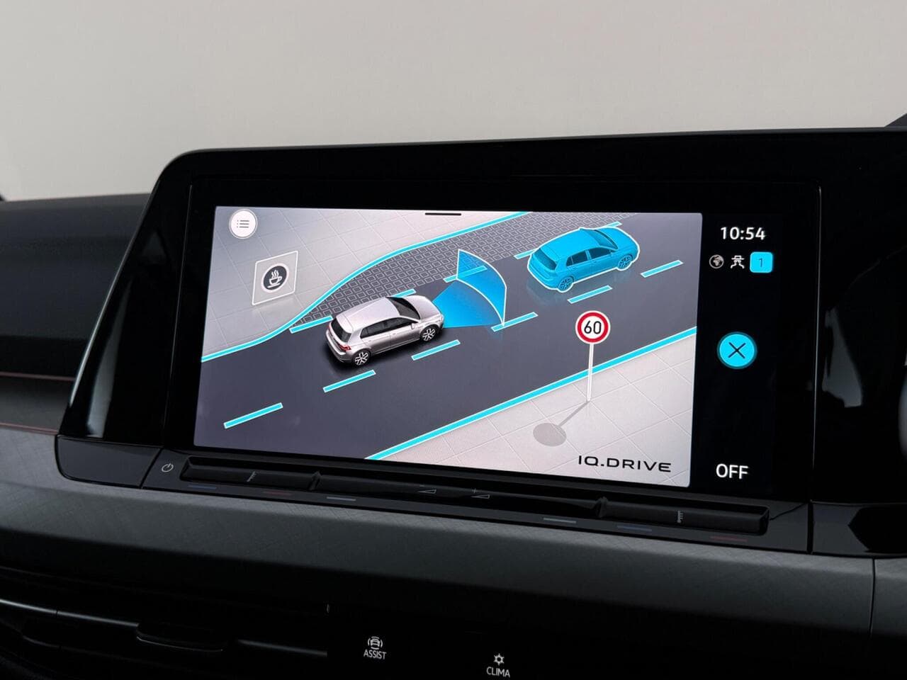 Volkswagen Golf thumbnail Infotainment System