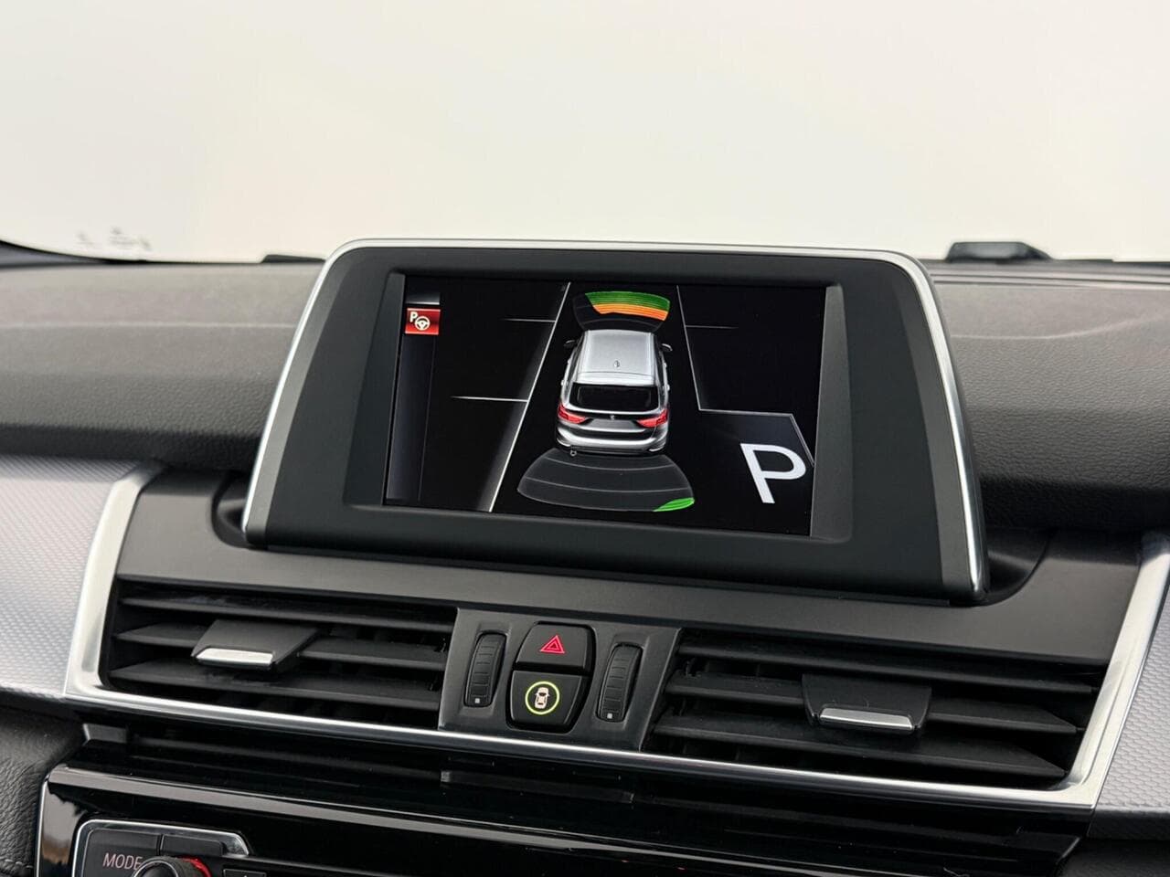 BMW 2 Series Gran Tourer thumbnail Infotainment System