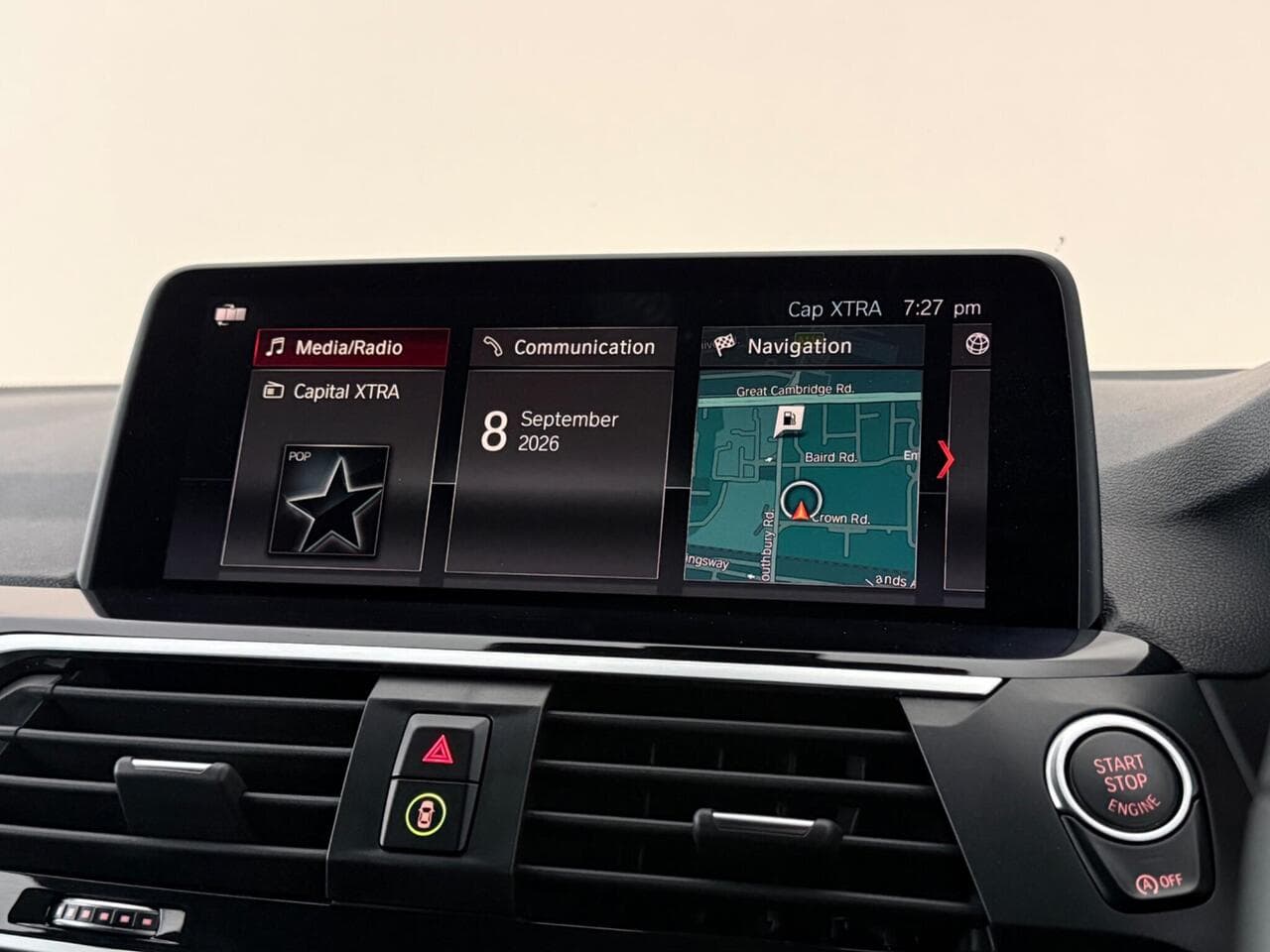 BMW X4 thumbnail Infotainment System