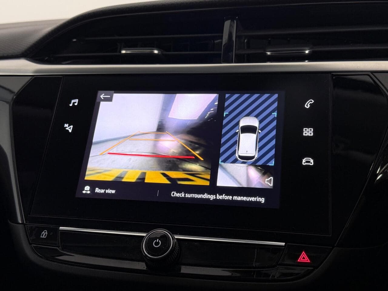 Vauxhall Corsa thumbnail Infotainment System