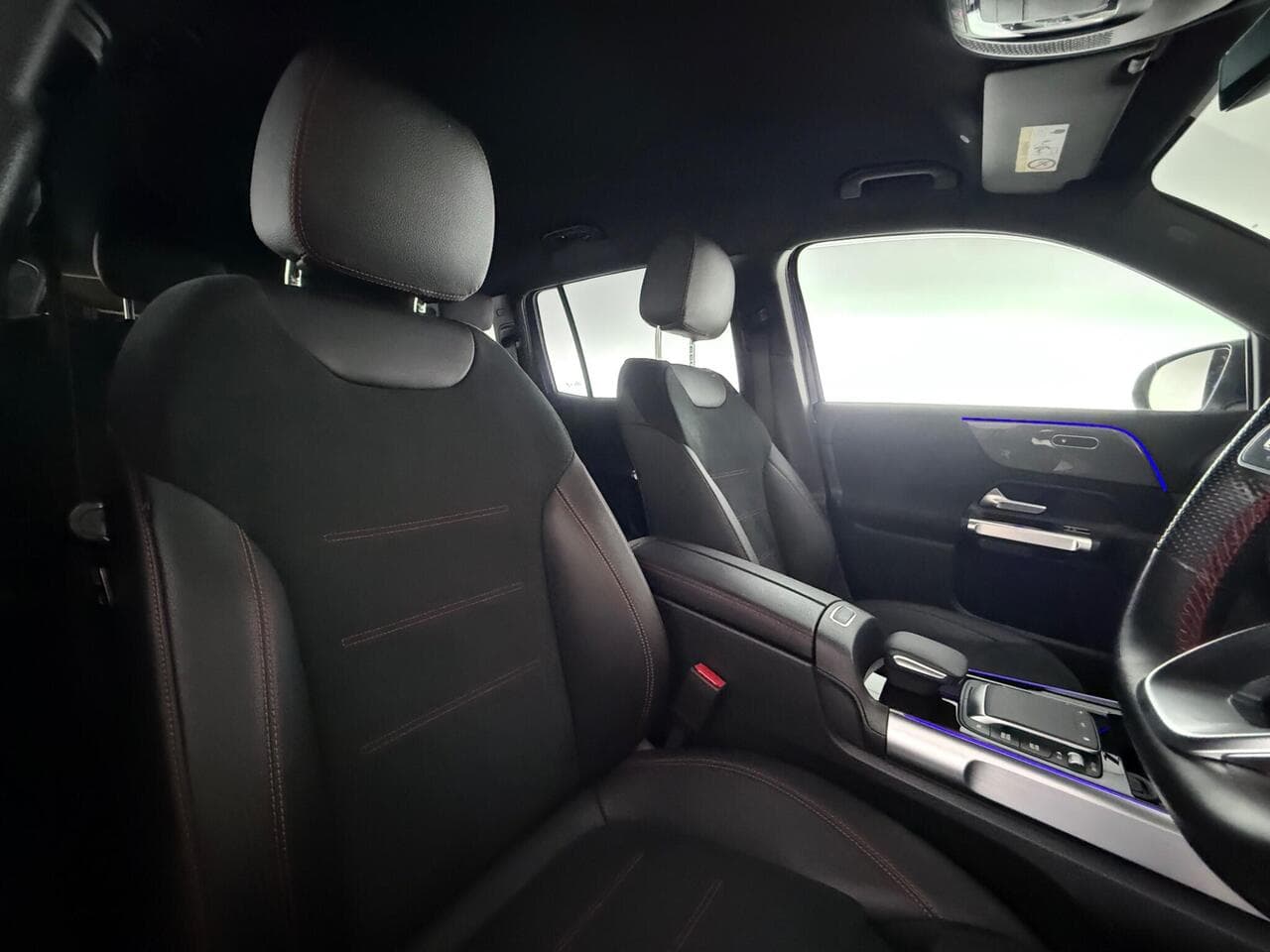 Mercedes-Benz GLB thumbnail Seat Driver
