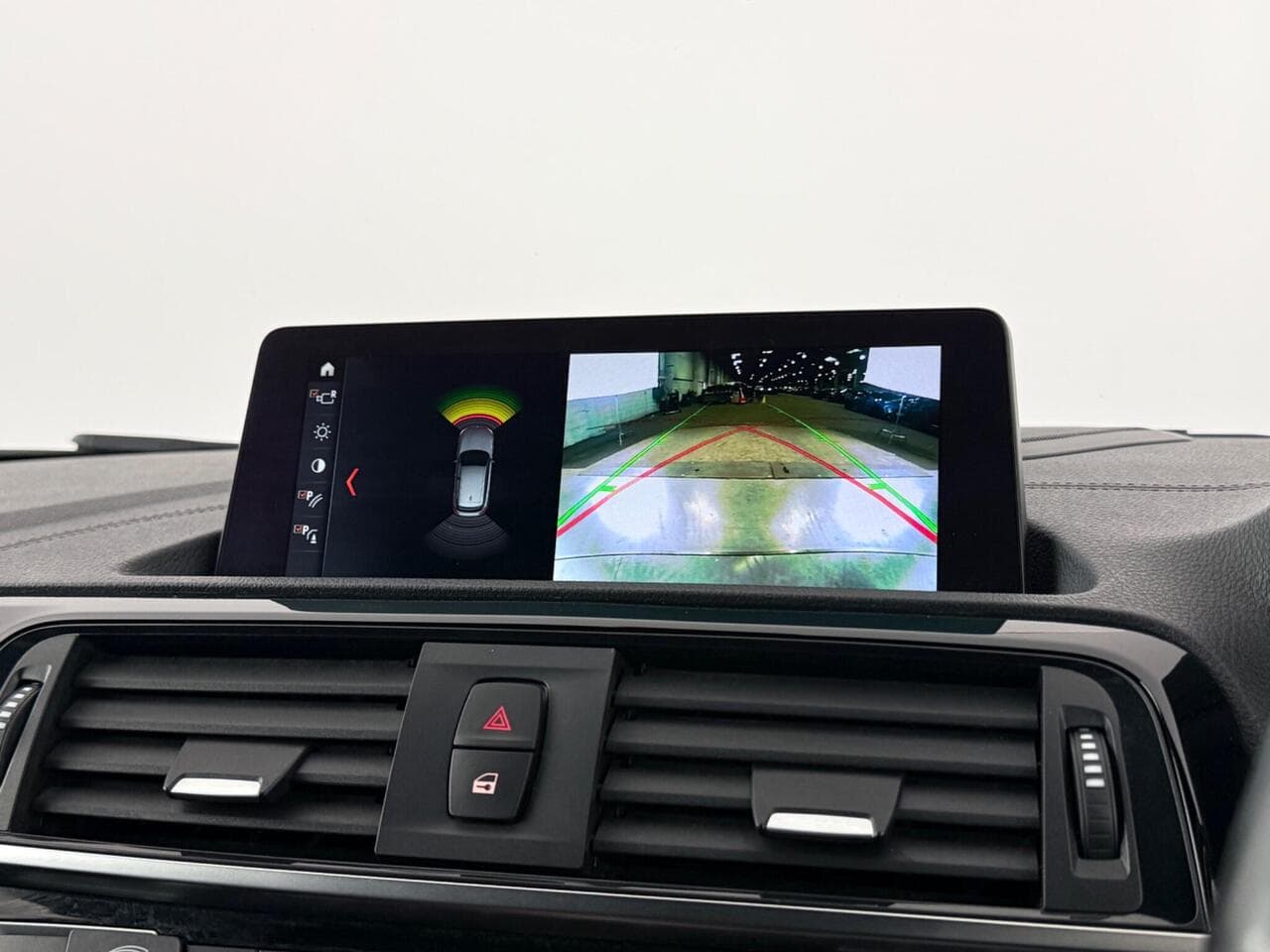 BMW 1 Series thumbnail Infotainment System