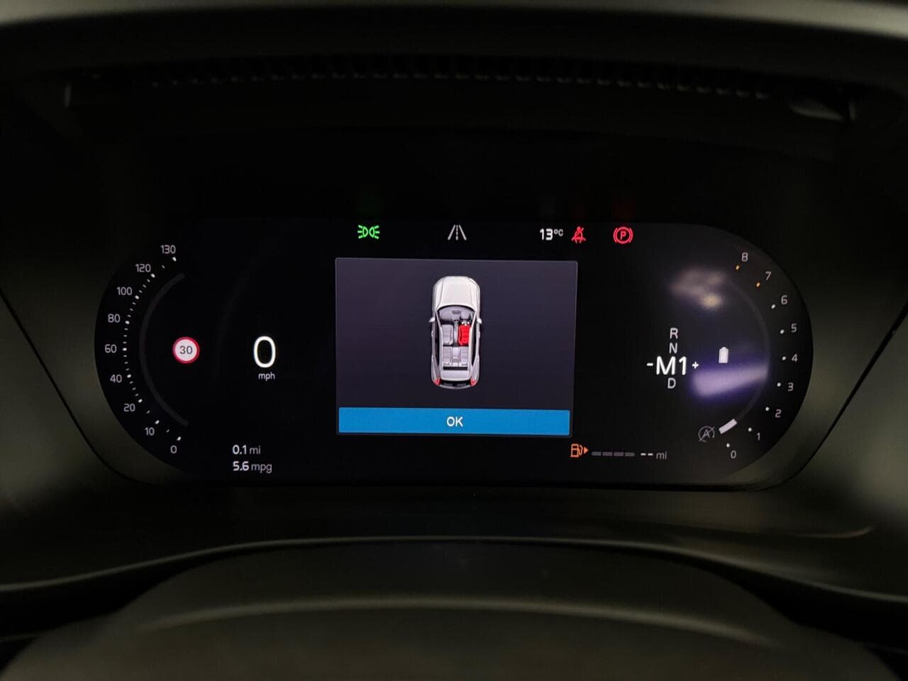Volvo XC40 thumbnail Driver Instruments