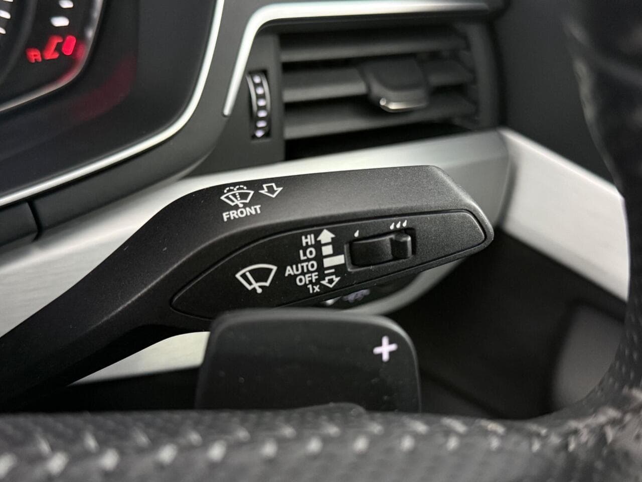 Audi A4 thumbnail Misc Controls
