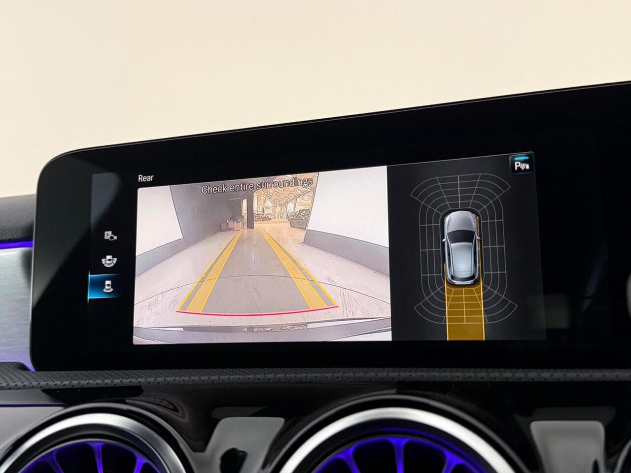 Mercedes-Benz A Class thumbnail Infotainment System