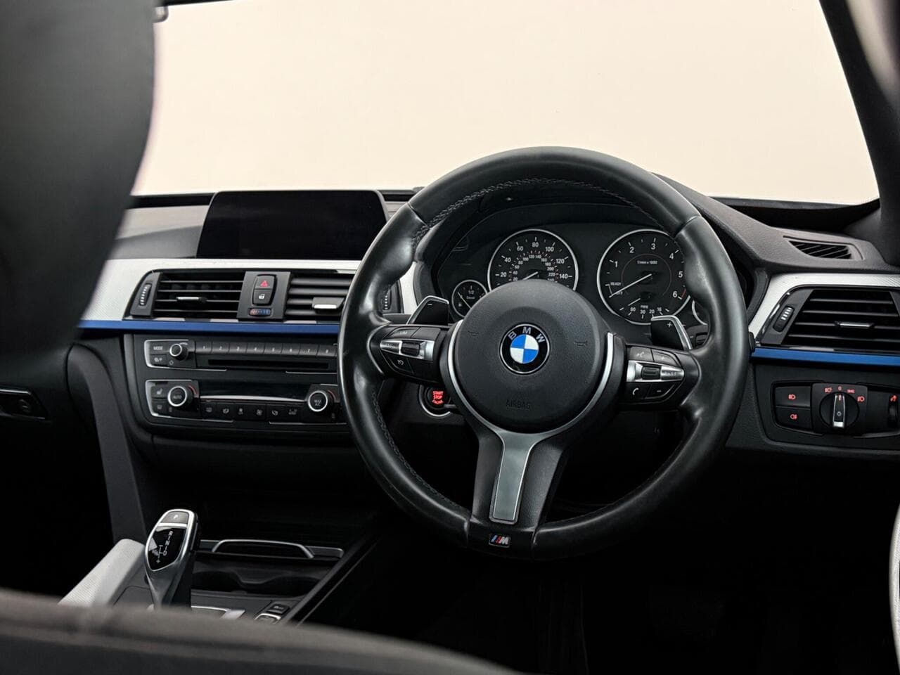 BMW 3 Series Gran Turismo thumbnail Steering Wheel