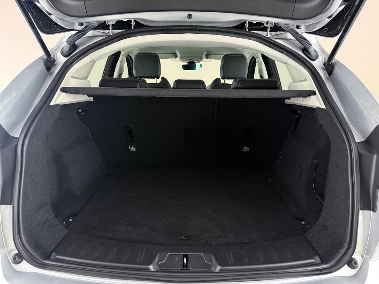 Jaguar E-PACE thumbnail Boot