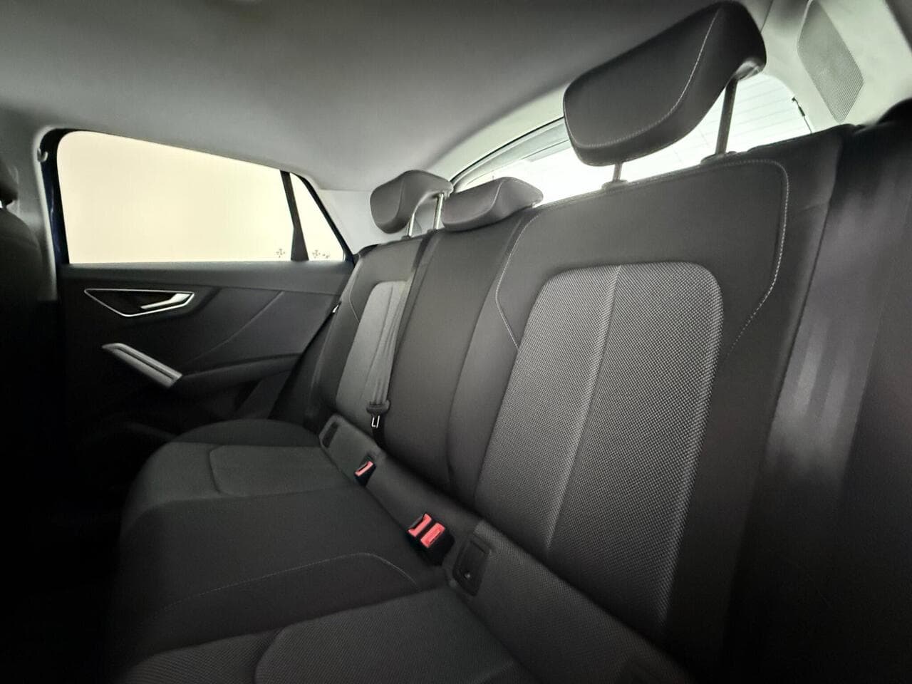 Audi Q2 thumbnail Seats Rear
