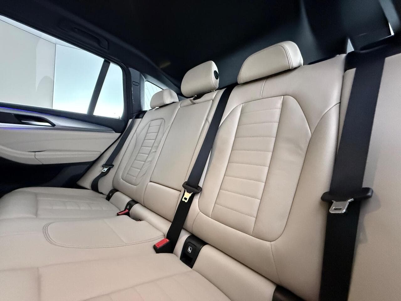 BMW X3 thumbnail Seats Rear