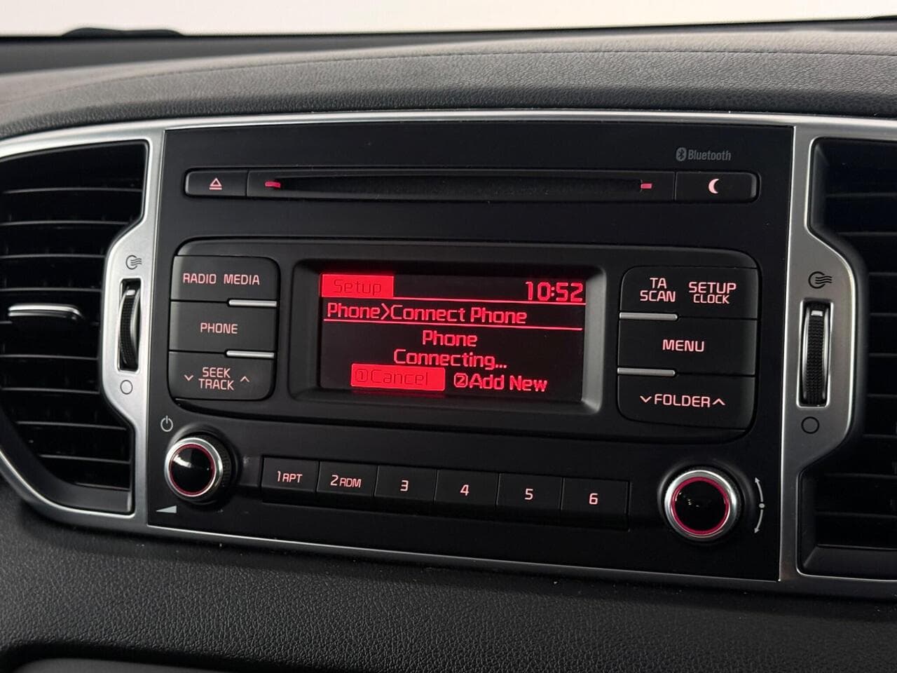 Kia Sportage thumbnail Infotainment System