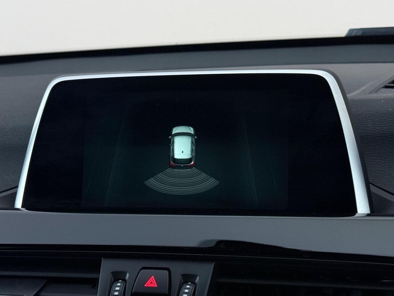 BMW X1 thumbnail Infotainment System