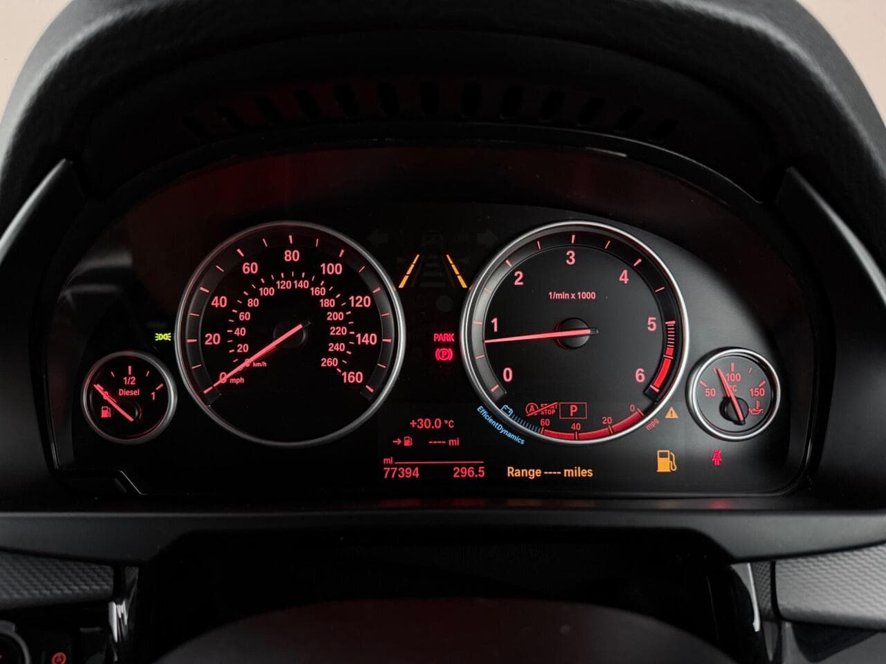 BMW X5 thumbnail Driver Instruments