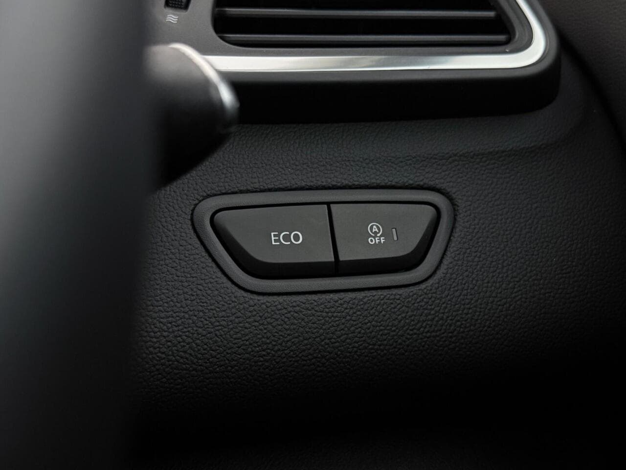 Renault Kadjar thumbnail Misc Controls