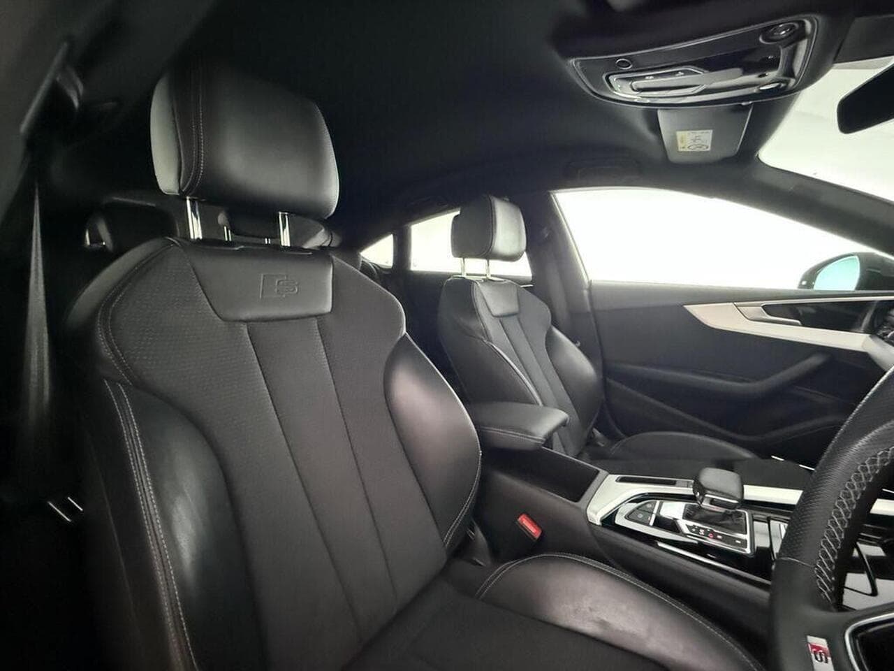 Audi A5 thumbnail Seat Driver