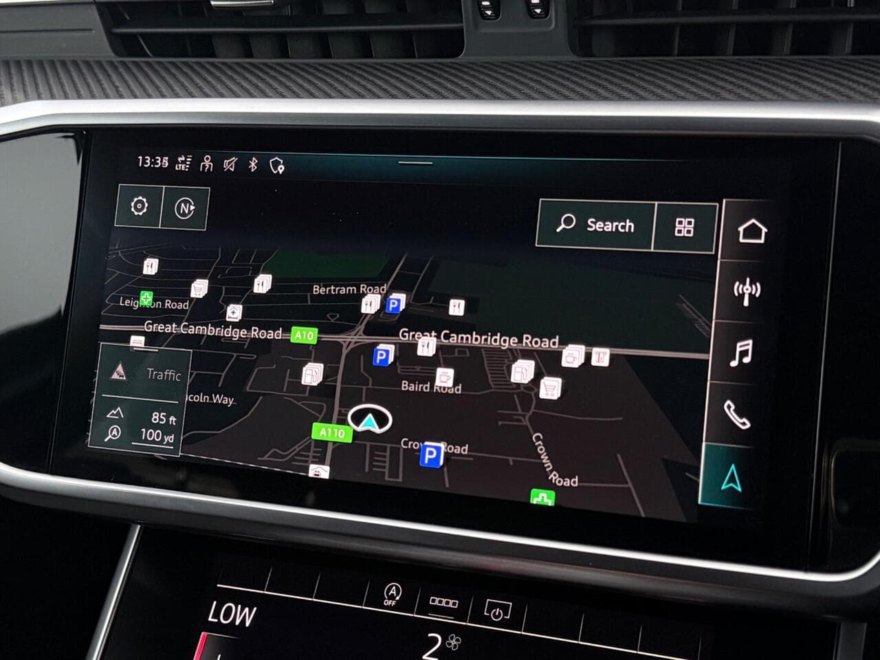 Audi A6 Avant thumbnail Infotainment System