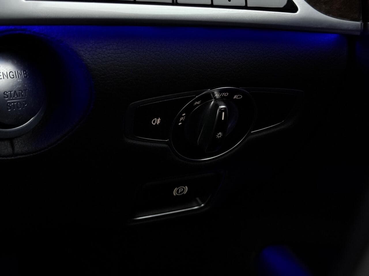 Mercedes-Benz S Class thumbnail Misc Controls