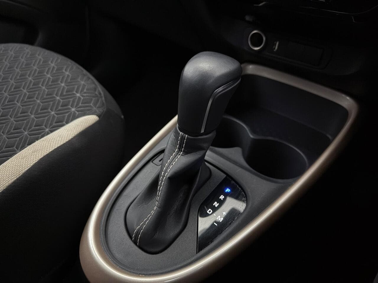 Toyota Aygo X thumbnail Interior Front