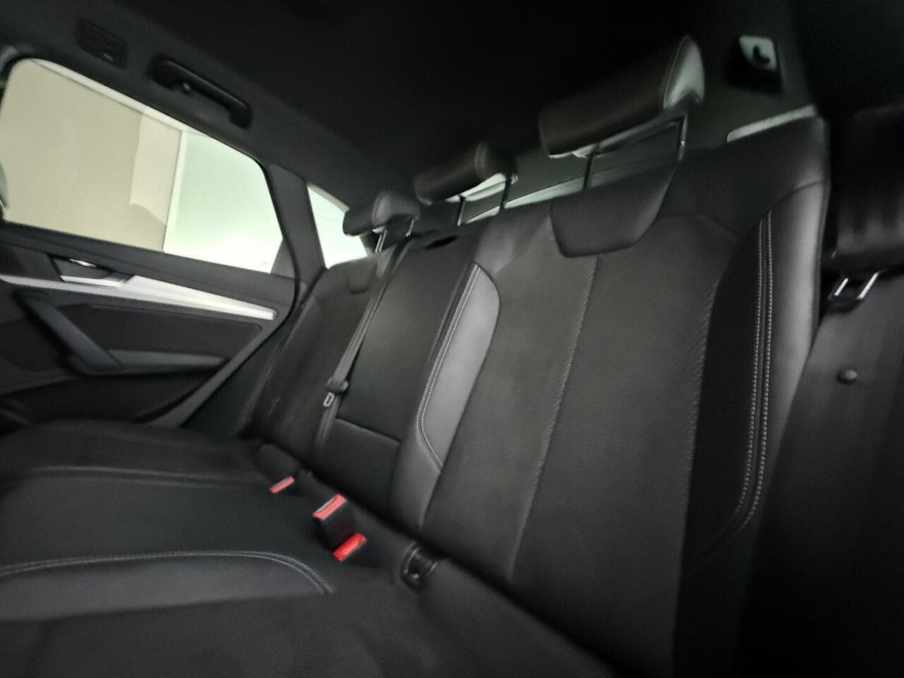 Audi Q5 thumbnail Seats Rear