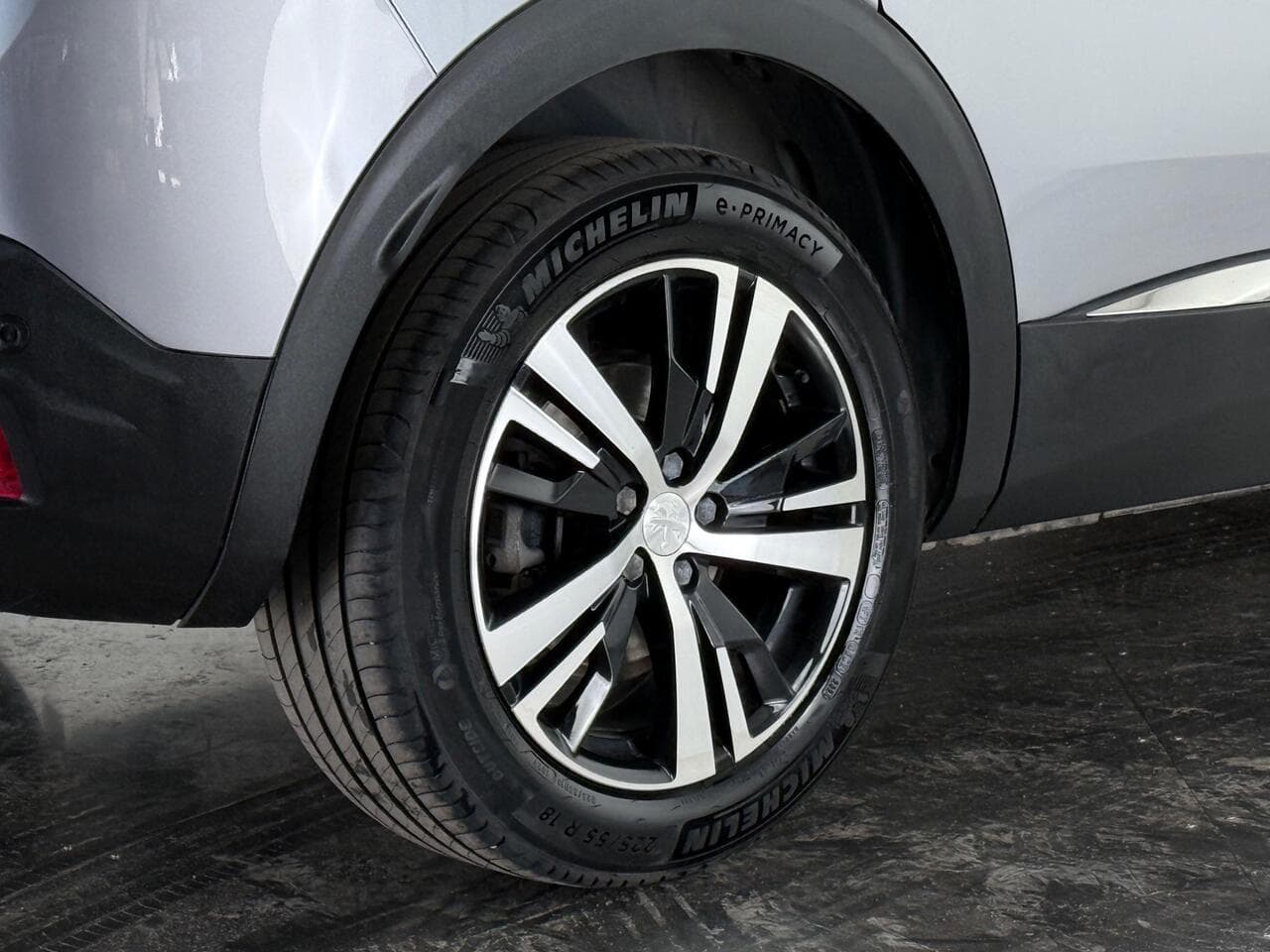 Peugeot 3008 thumbnail Wheel