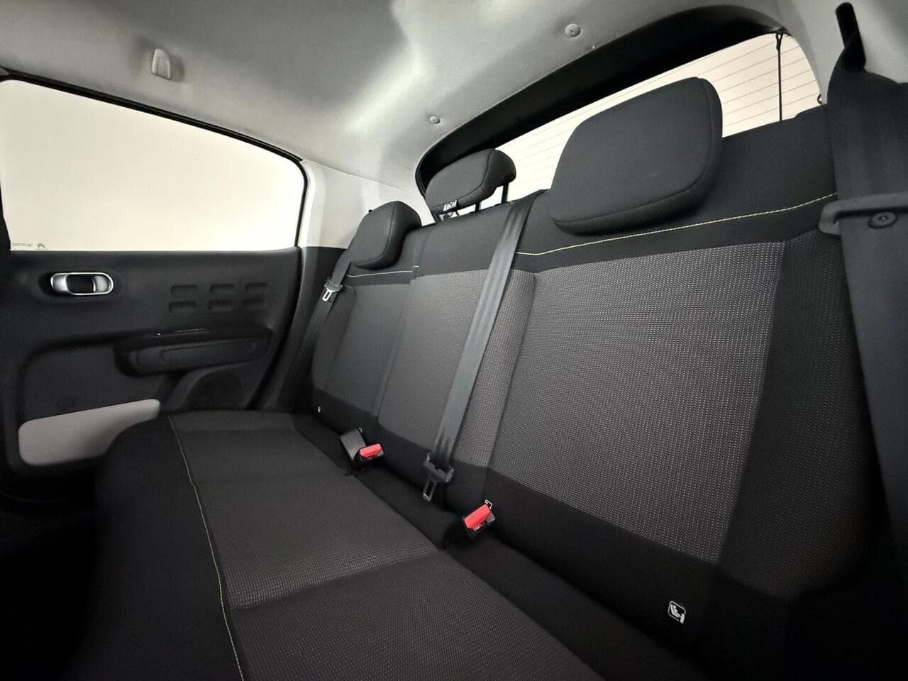 Citroen C3 thumbnail Seats Rear