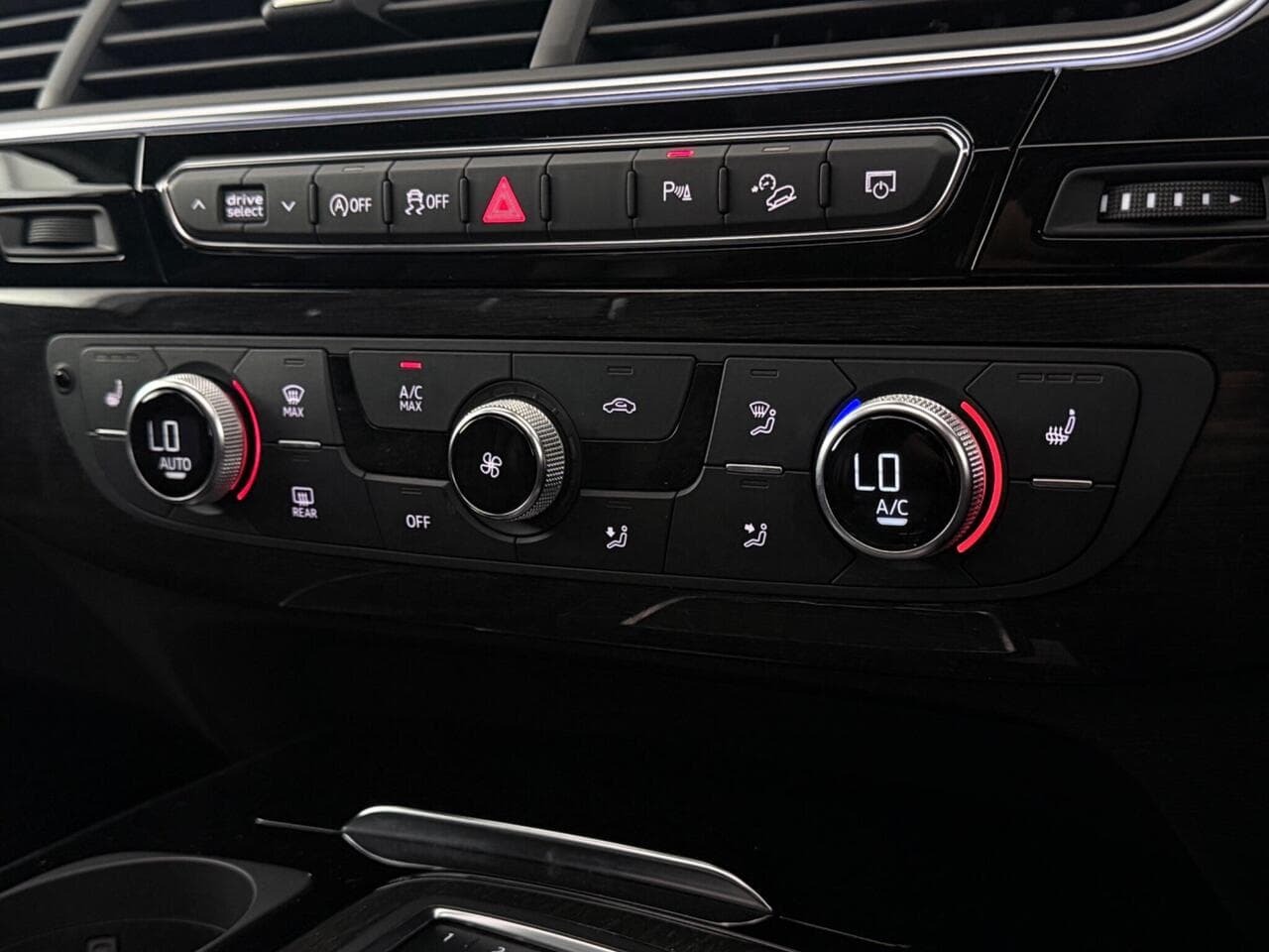 Audi Q7 thumbnail Misc Controls
