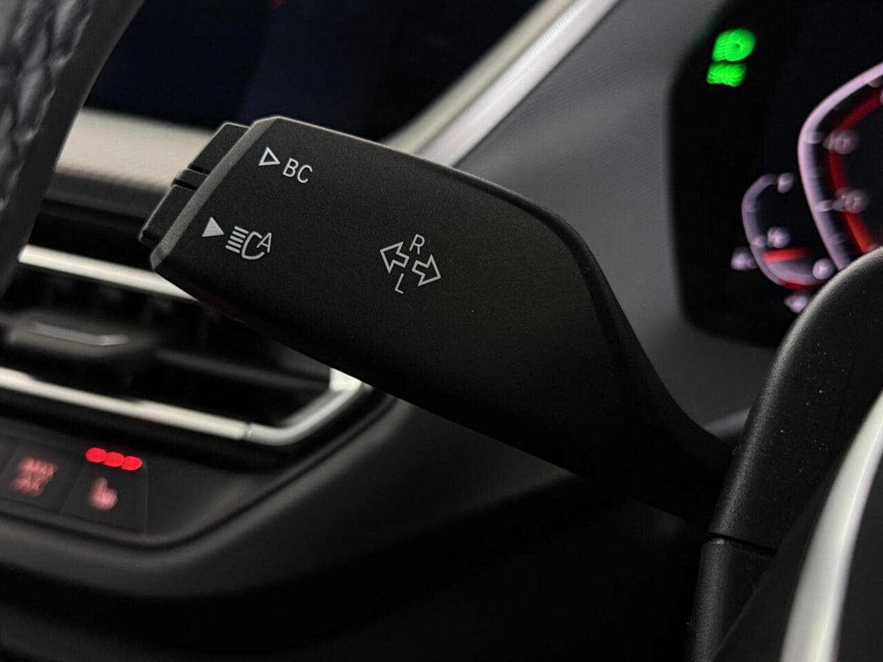 BMW 1 Series thumbnail Misc Controls