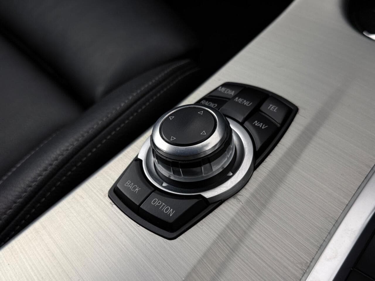 BMW X3 thumbnail Misc Controls