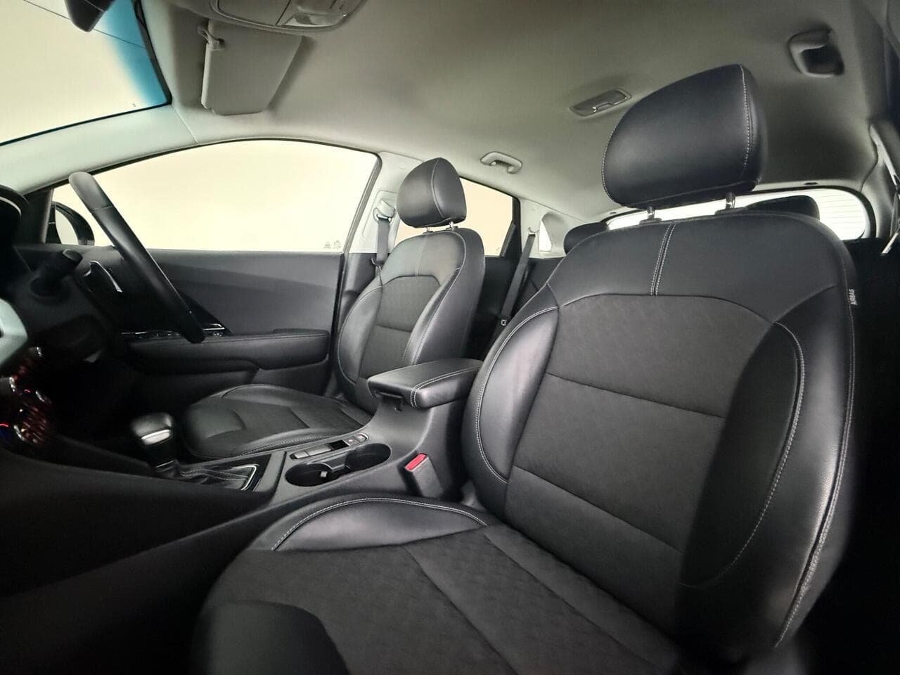 Kia Niro thumbnail Seat Front Passenger