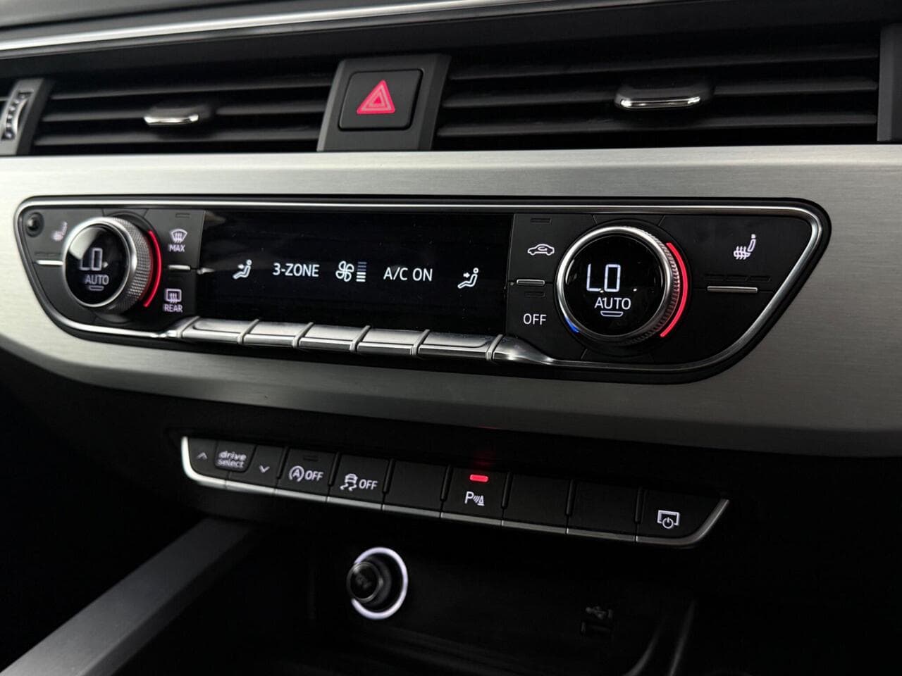 Audi A4 thumbnail Misc Controls