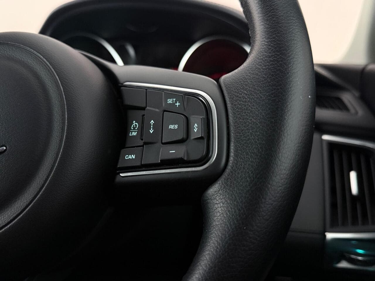 Jaguar E-PACE thumbnail Misc Controls