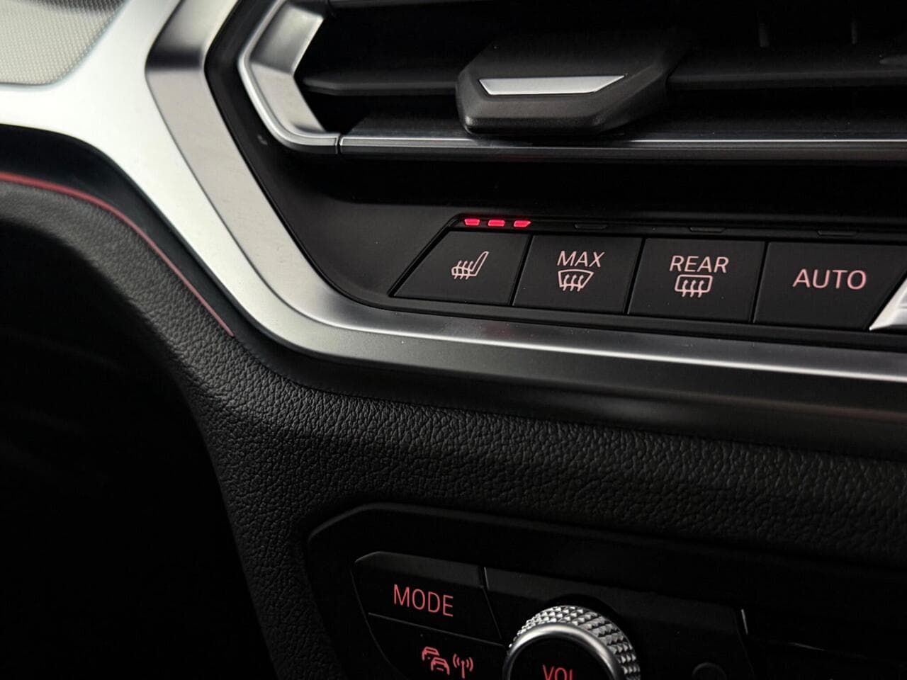 BMW 4 Series thumbnail Misc Controls