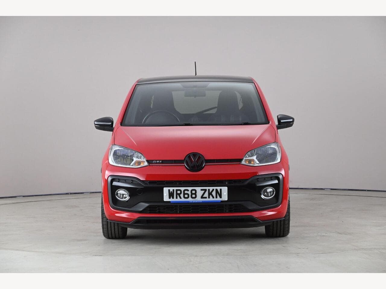 Volkswagen up! thumbnail Front