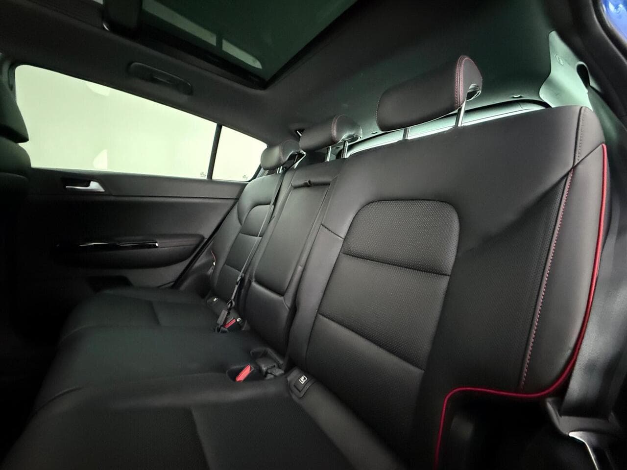 Kia Sportage thumbnail Seats Rear