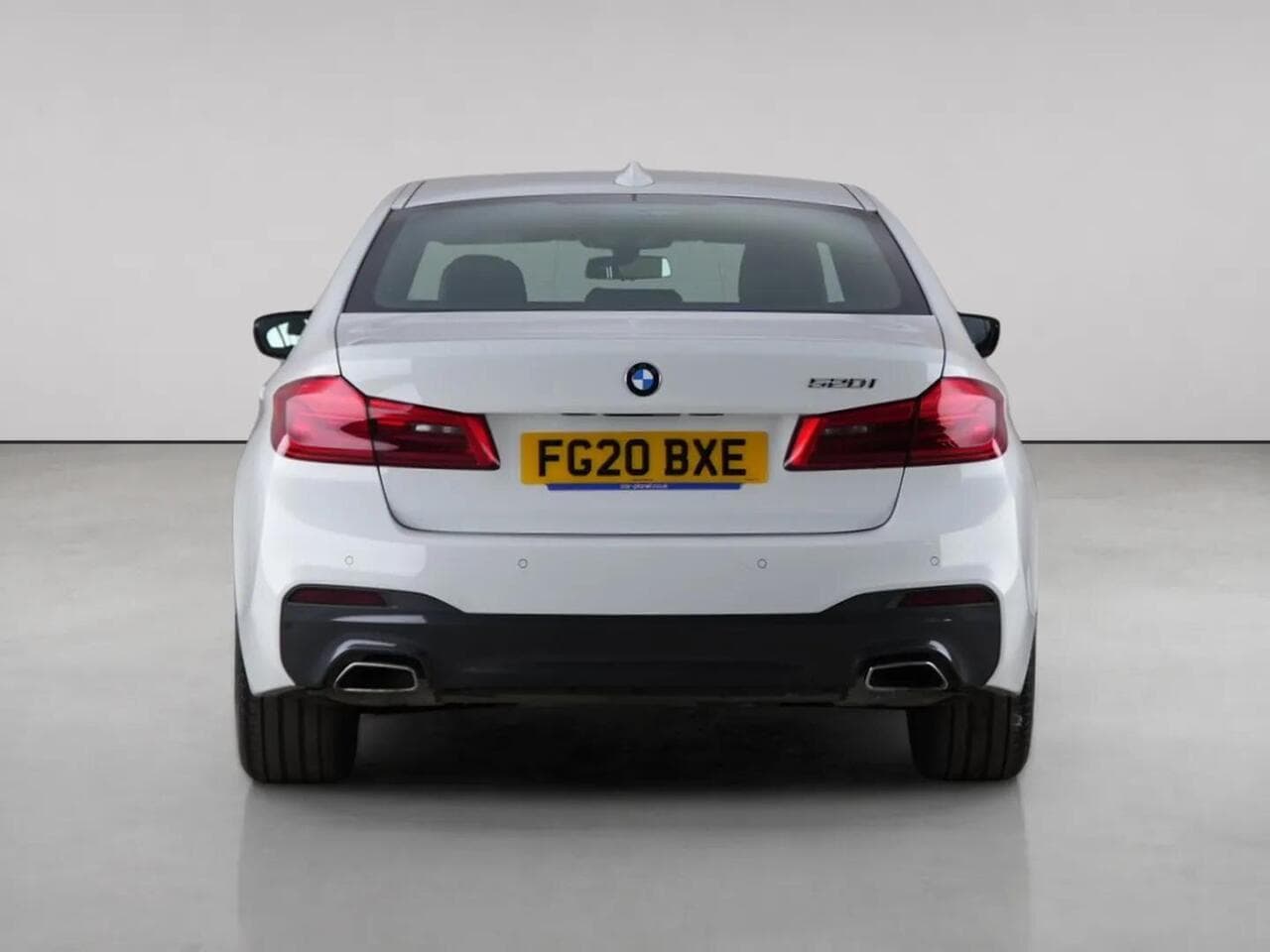BMW 5 Series thumbnail Rear