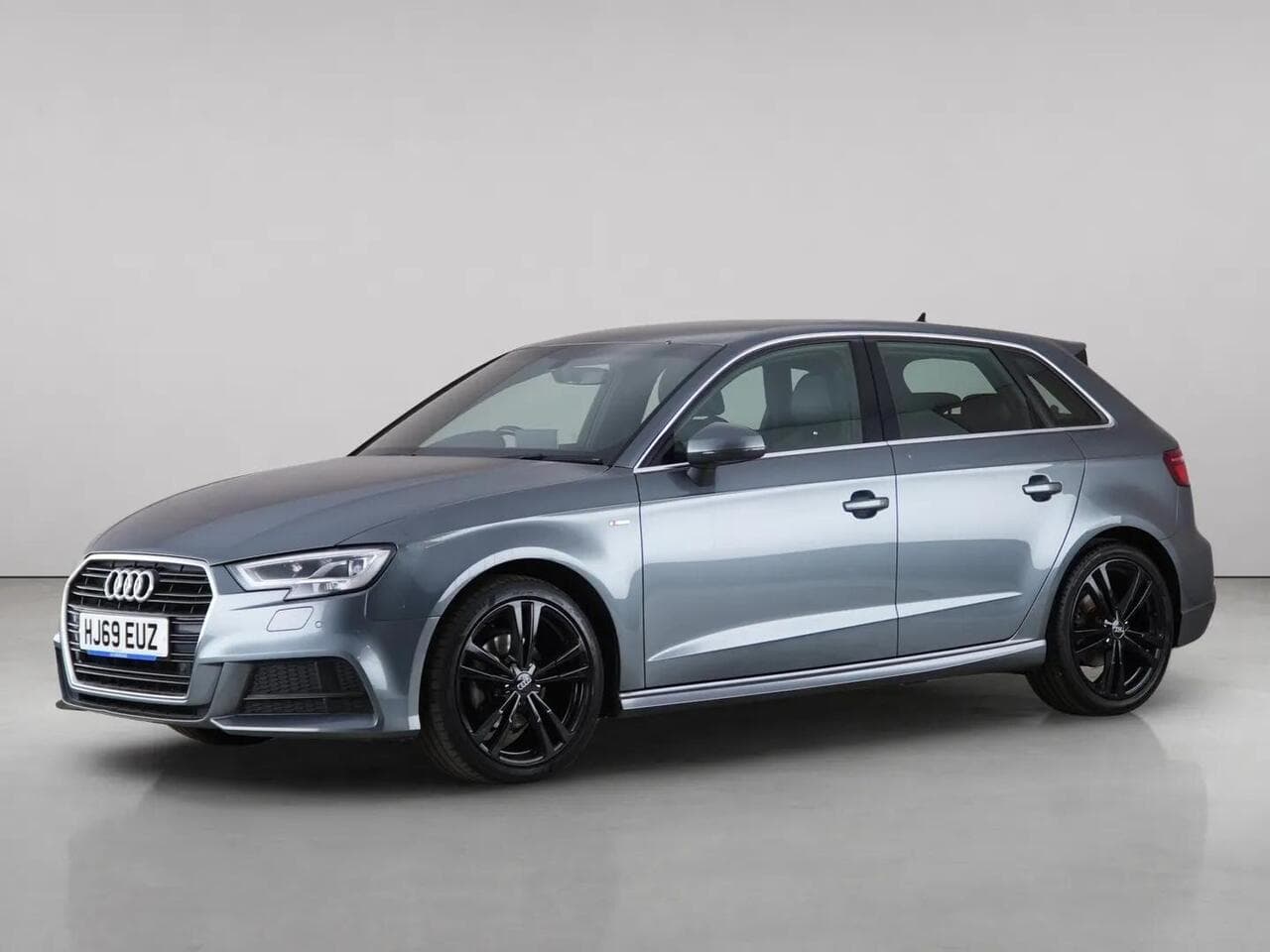 Audi A3 thumbnail Front Left