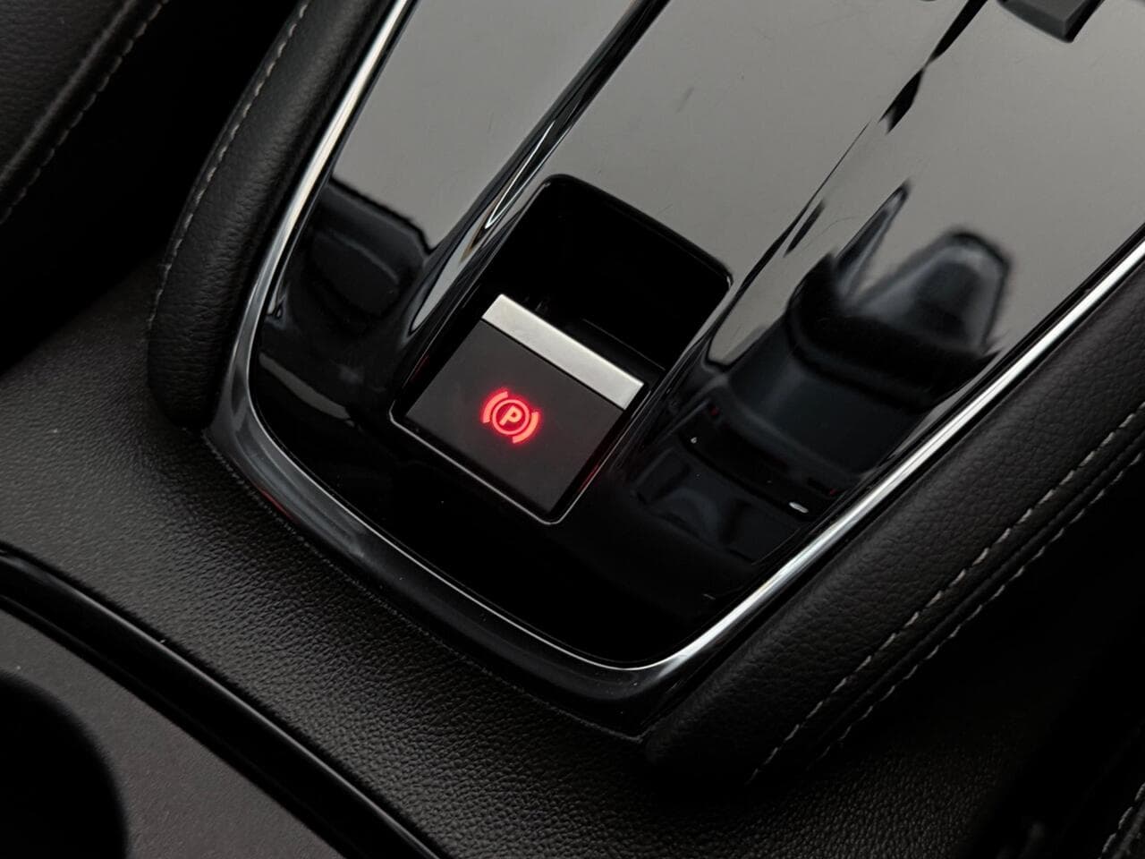 Vauxhall Grandland thumbnail Misc Controls