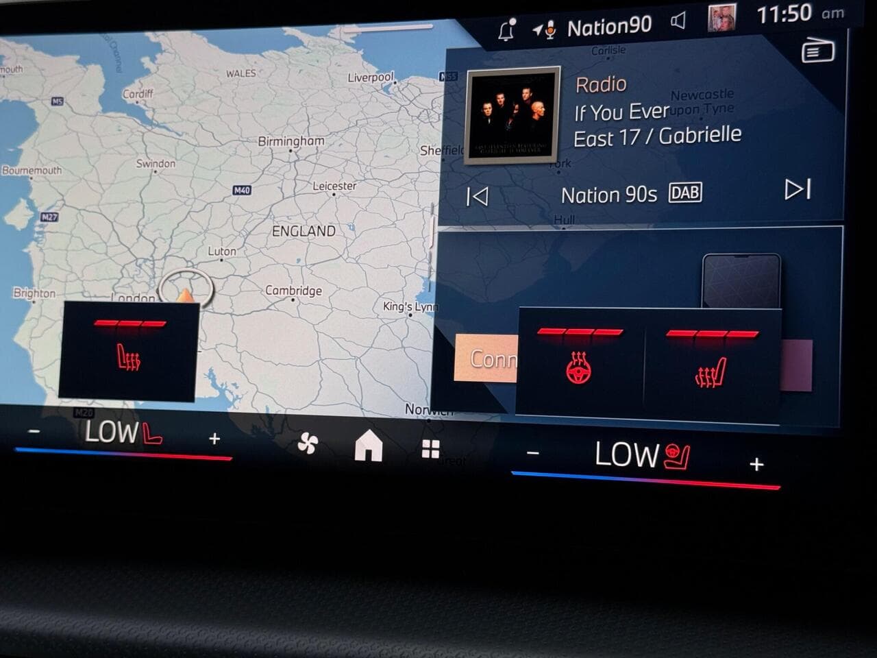 BMW X1 thumbnail Infotainment System